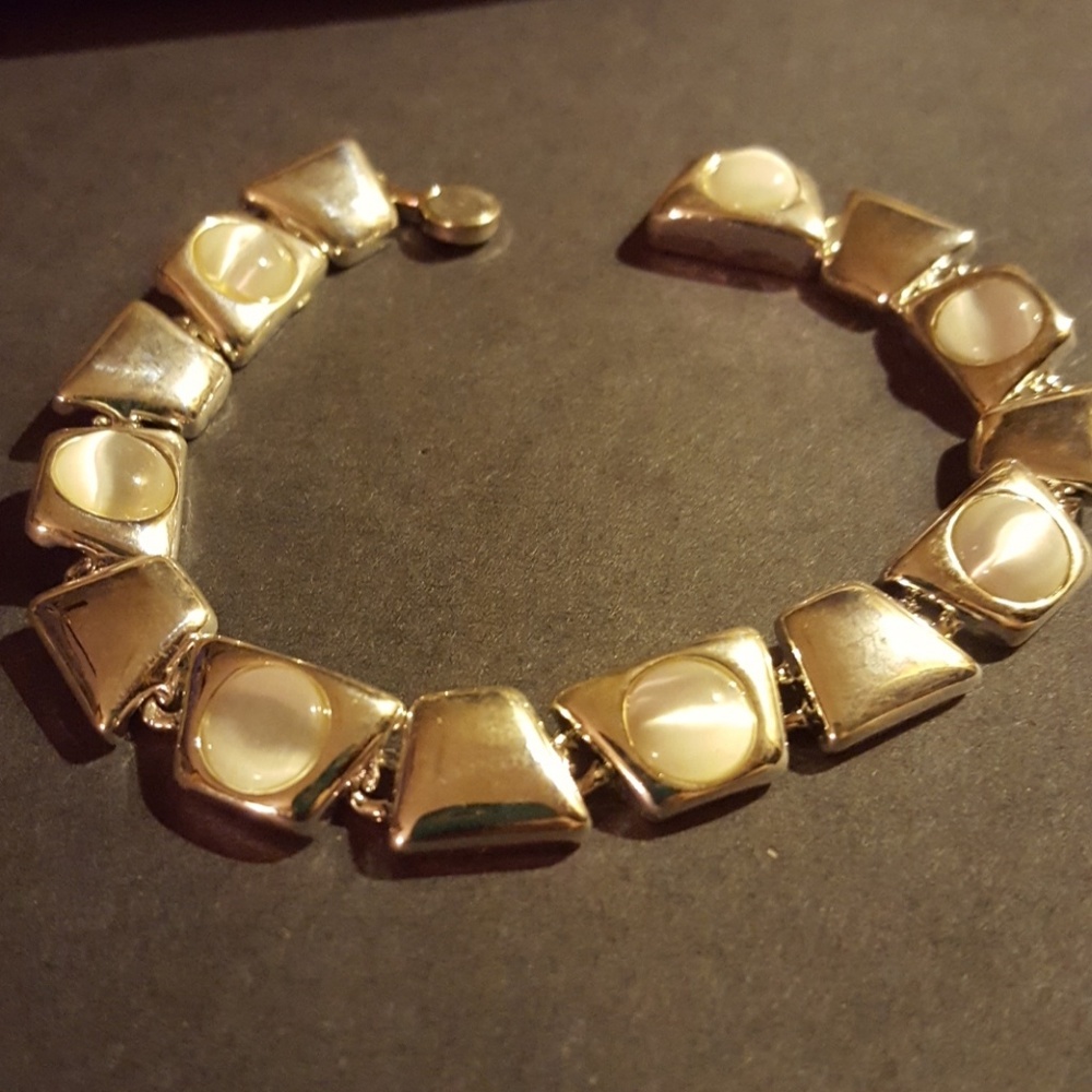 New magnetic opal Triangle  bracelet - Picture 8 of 8